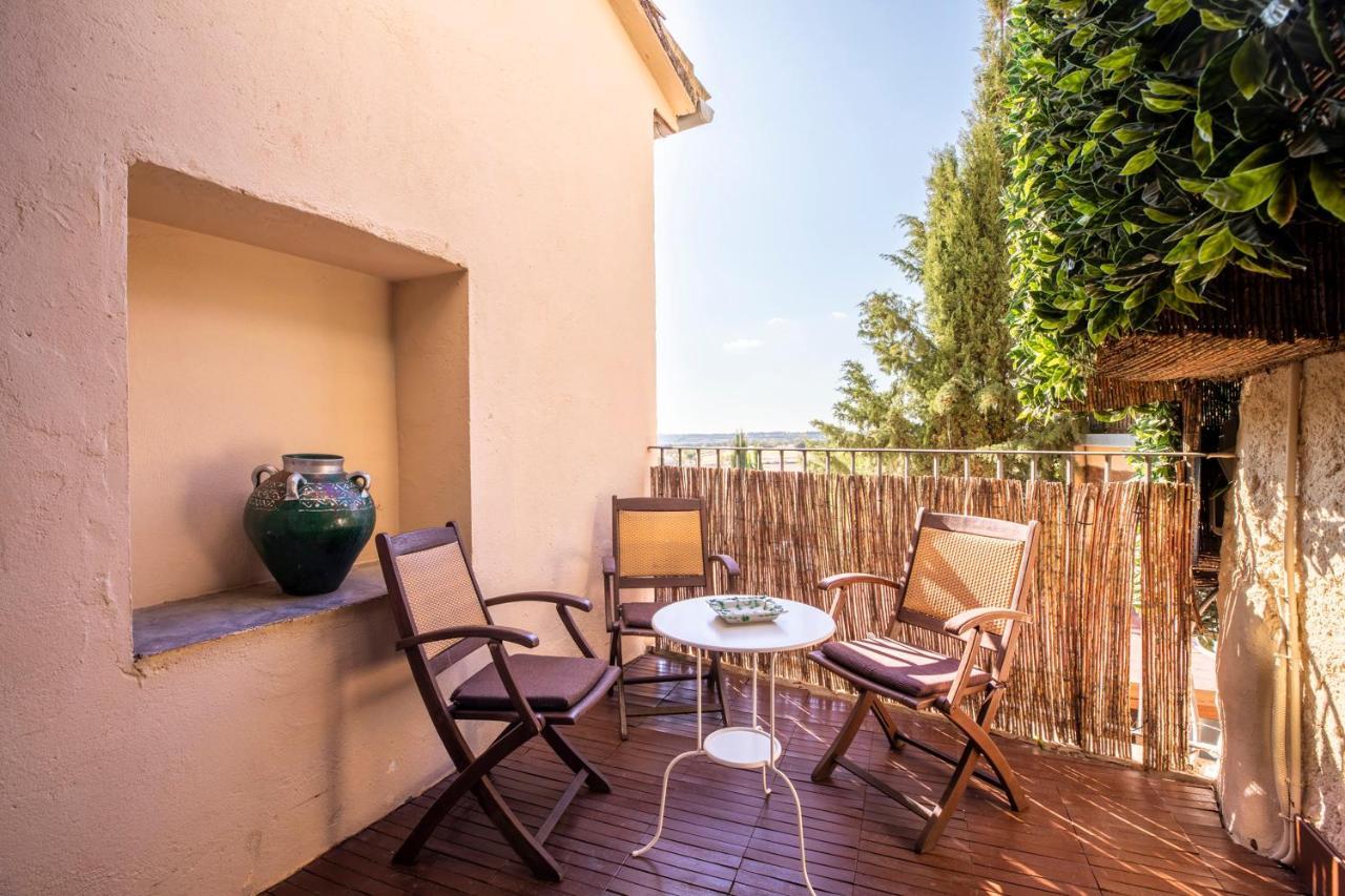 Apartamentos Vino Tinto Y Restaurante Tomate Rosa Adahuesca エクステリア 写真